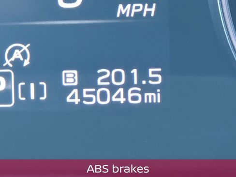 Used 2024 Subaru Crosstrek 2.0i Premium AWD/4WD image 20