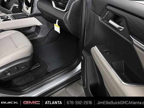 New 2026 GMC Acadia Elevation w/ Elevation Premium Package FWD image 25