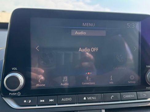 Used 2020 Nissan Altima 2.5 S AWD/4WD image 10