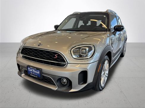 Used 2023 MINI Cooper Countryman S FWD image 2