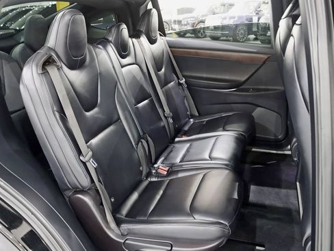 Used 2020 Tesla Model X AWD/4WD image 29
