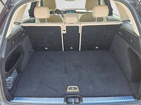 Used 2020 Mercedes-Benz GLC 300 GLC 300 image 6