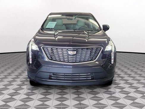 Certified 2023 Cadillac XT4 Luxury image 2