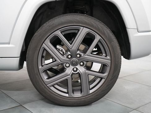 Used 2025 Jeep Compass Limited w/ High Altitude Package AWD/4WD image 33
