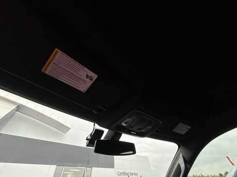 Certified 2021 GMC Sierra 1500 AT4 AWD/4WD image 25