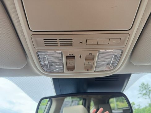 Used 2018 Honda CR-V Touring image 21