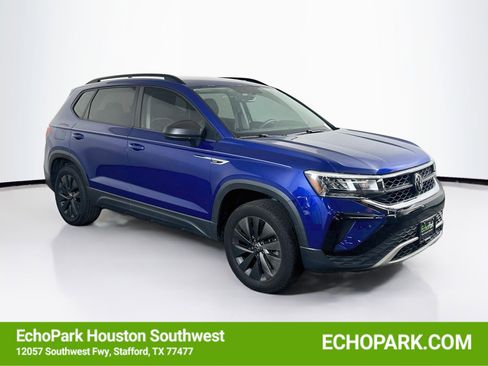 Used 2023 Volkswagen Taos S FWD image 1