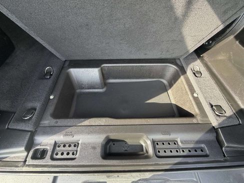 Used 2019 Jeep Wrangler Unlimited Rubicon image 25