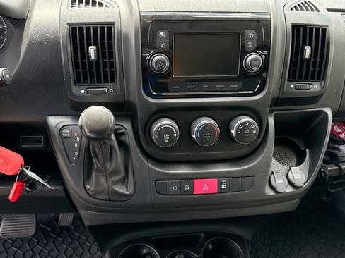 Used 2021 RAM ProMaster 1500 image 18