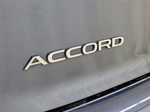 Used 2024 Honda Accord Touring image 7