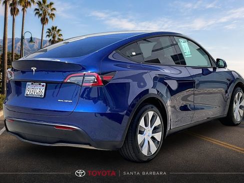 Used 2023 Tesla Model Y Long Range AWD/4WD image 5