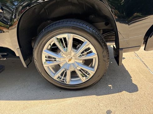 New 2025 Chevrolet Silverado 1500 High Country image 8