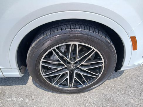 Used 2018 Audi Q7 3.0T Premium Plus AWD/4WD image 22