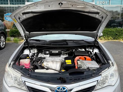 Used 2014 Toyota Camry LE FWD image 34