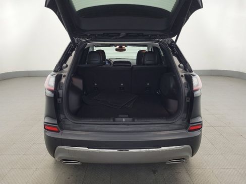 Used 2022 Jeep Cherokee Limited image 29