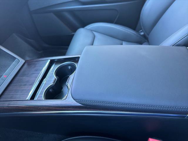 Used 2025 Tesla Model X AWD/4WD image 10