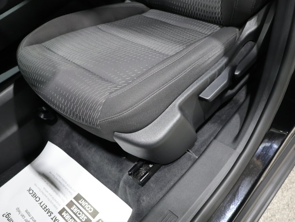 Used 2025 Chevrolet Equinox LT AWD/4WD image 10