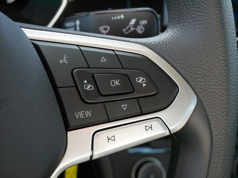 Certified 2023 Volkswagen Jetta S image 25