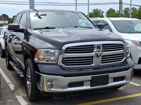 Used 2018 RAM 1500 Big Horn AWD/4WD image 2