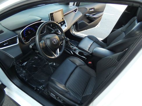 Used 2020 Toyota Corolla XSE image 51