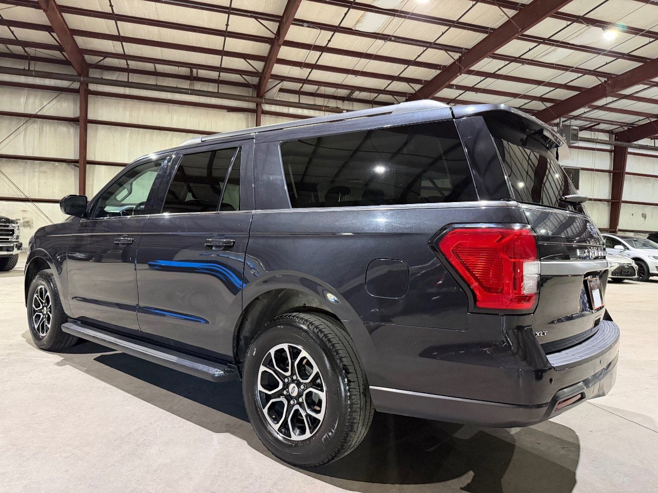 Used 2024 Ford Expedition Max XLT RWD image 7