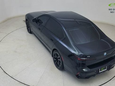 Used 2025 BMW i7 eDrive50 w/ M Sport Package RWD image 79