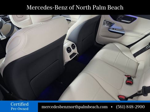 Used 2025 Mercedes-Benz C 300 Sedan image 16