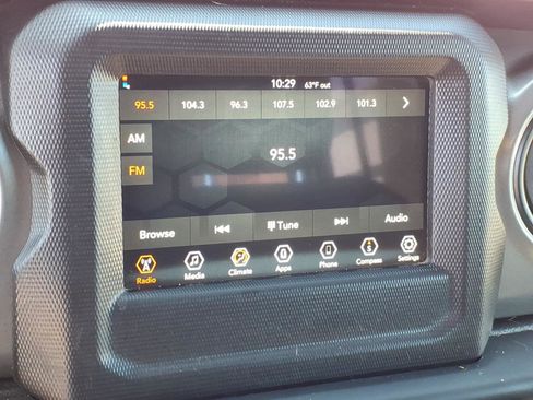 Used 2023 Jeep Wrangler Sport AWD/4WD image 21