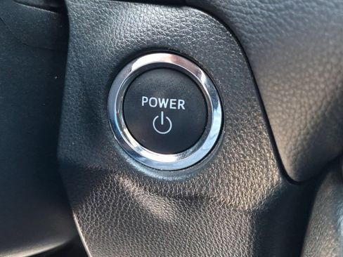 Certified 2025 Toyota RAV4 XLE AWD/4WD image 25
