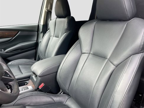 Used 2024 Subaru Ascent Touring image 22