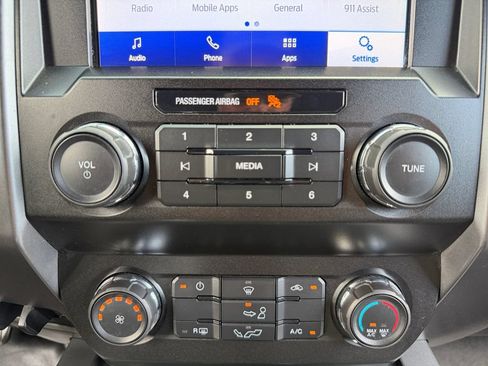 Used 2019 Ford F150 XLT w/ Equipment Group 301A Mid AWD/4WD image 26