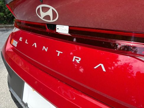 New 2025 Hyundai Elantra Sport image 7