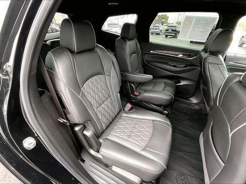 Used 2024 Buick Enclave Avenir w/ Avenir Technology Package image 23