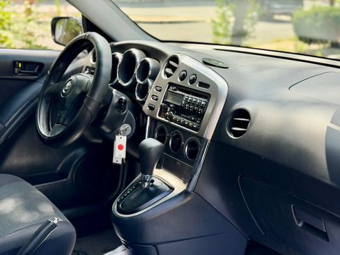 Used 2003 Toyota Matrix FWD image 14