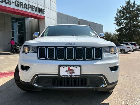 Used 2020 Jeep Grand Cherokee Limited w/ Trailer Tow Group IV RWD image 3