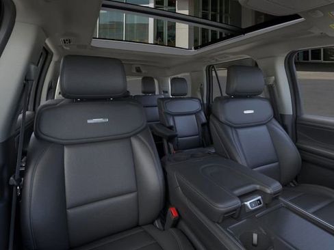 New 2025 Ford Expedition Platinum w/ Driver's Package image 10