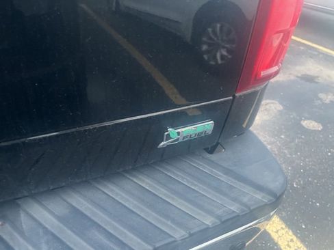 Used 2011 Ford F250 XLT w/ XLT Premium Pkg image 12