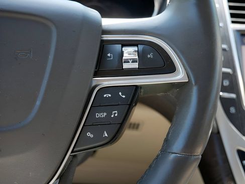 Used 2020 Lincoln Nautilus Reserve FWD image 19