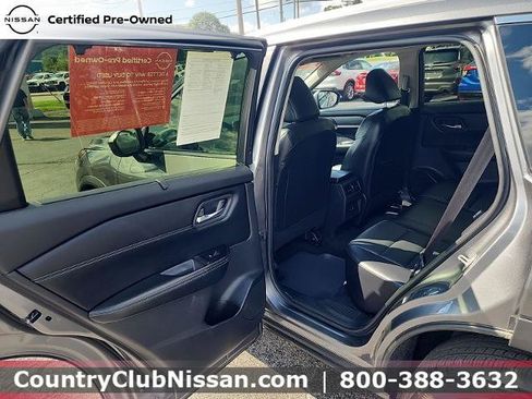 Certified 2024 Nissan Rogue SV w/ SV Premium Package AWD/4WD image 23