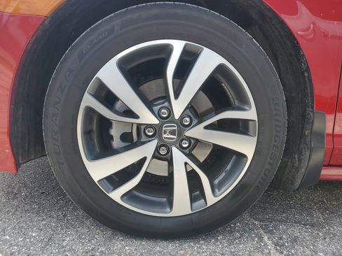 Used 2023 Honda Odyssey Touring image 4