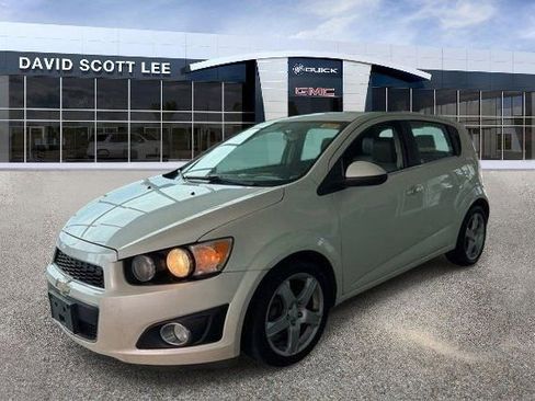 Used 2015 Chevrolet Sonic LTZ FWD image 3