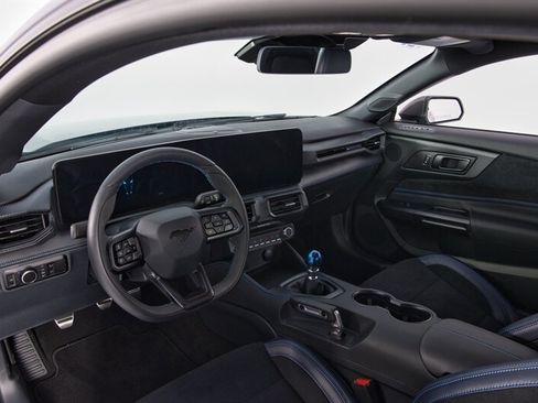 Used 2025 Ford Mustang Dark Horse w/ Dark Horse Handlin Package RWD image 19
