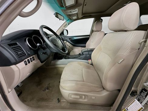 Used 2008 Toyota 4Runner SR5 image 13