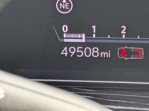 Certified 2021 Cadillac Escalade Sport w/ Driver Assist Tech Package image 34