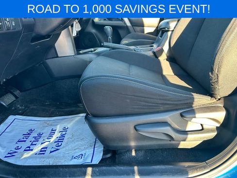 Used 2017 Toyota RAV4 XLE image 14