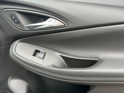 Used 2024 Buick Encore GX Avenir w/ Avenir Technology Package image 20