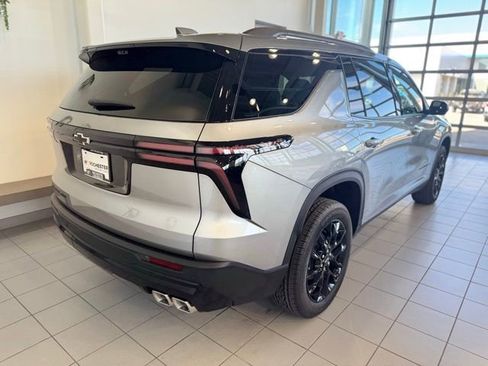 New 2026 Chevrolet Traverse LT w/ Midnight/Sport Edition AWD/4WD image 38