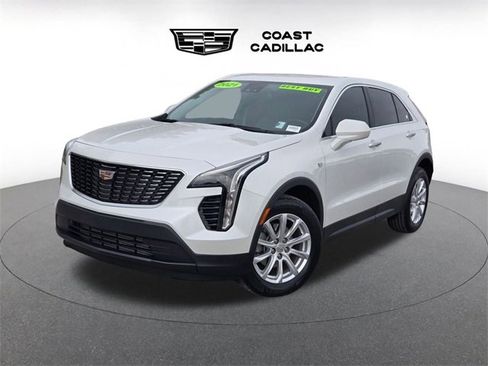 Used 2021 Cadillac XT4 Luxury image 1