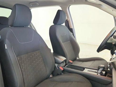 Used 2024 Nissan Kicks SV FWD image 38