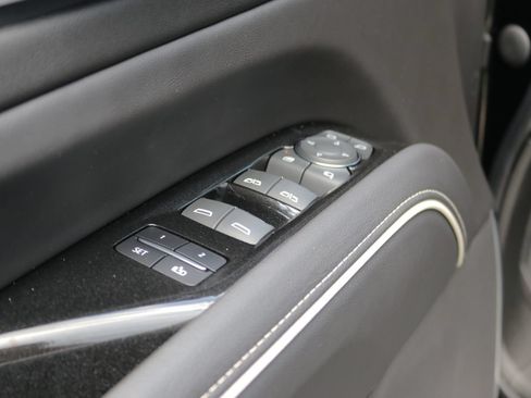 Certified 2023 Cadillac Escalade Premium Luxury w/ LPO, Radiant Package AWD/4WD image 10